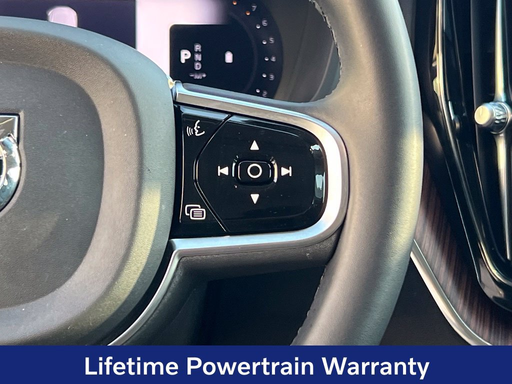 Certified 2023 Volvo XC60 B5 Plus FWD image 19