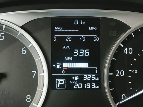 Used 2024 Nissan Versa S w/ S Plus Package FWD image 27