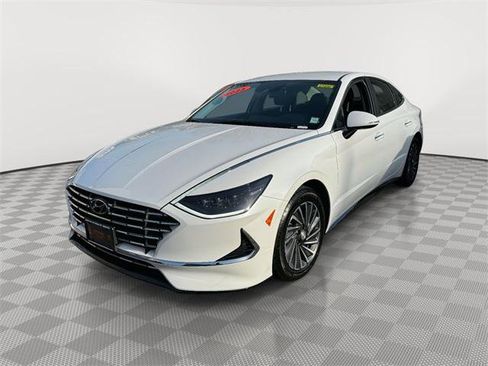 Used 2023 Hyundai Sonata SEL w/ Cargo Package image 3