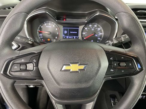 Used 2023 Chevrolet TrailBlazer LT w/ Convenience Package AWD/4WD image 16