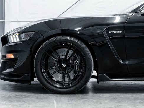 Used 2016 Ford Mustang Shelby GT350 image 10
