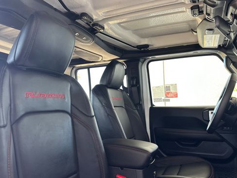 New 2025 Jeep Wrangler Rubicon image 17