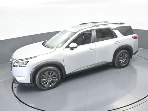Used 2022 Nissan Pathfinder SV w/ SV Premium Package image 53