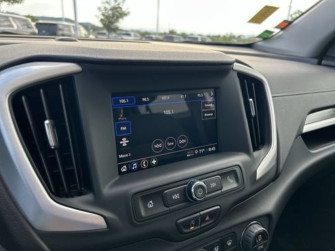 Used 2023 GMC Terrain SLE w/ Driver Convenience Package AWD/4WD image 28