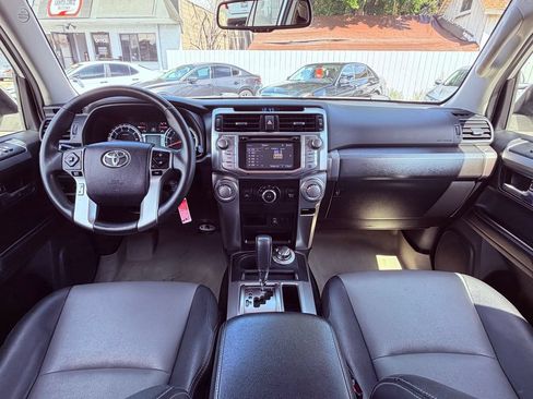 Used 2015 Toyota 4Runner SR5 Premium AWD/4WD image 29