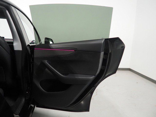 Used 2026 Tesla Model Y Long Range RWD image 62