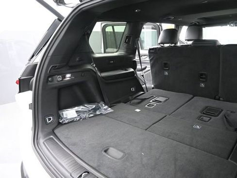 New 2026 Jeep Grand Cherokee L 4WD image 19