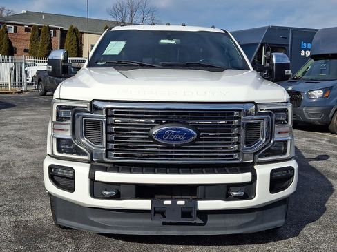 Used 2022 Ford F350 Platinum image 2