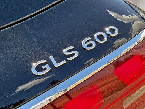 Used 2025 Mercedes-Benz Maybach GLS 600 4MATIC image 14