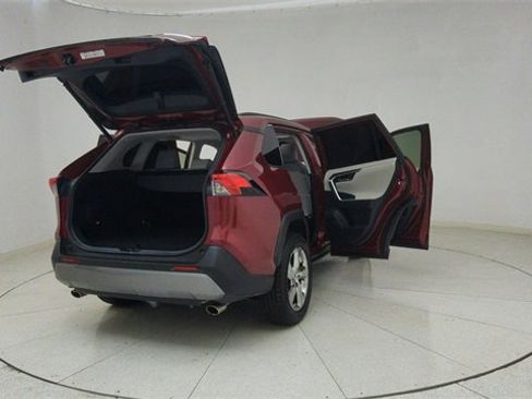Used 2019 Toyota RAV4 Limited image 75