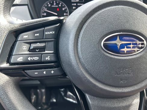 Used 2025 Subaru Crosstrek 2.5i Premium AWD/4WD image 20