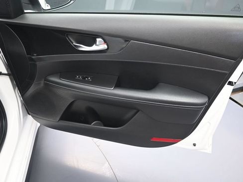 Certified 2024 Kia Forte GT-Line w/ GT-Line Premium Package FWD image 37