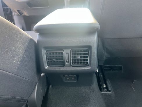 Used 2025 Toyota Camry LE image 23