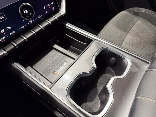 Used 2025 GMC Acadia Elevation AWD/4WD image 42