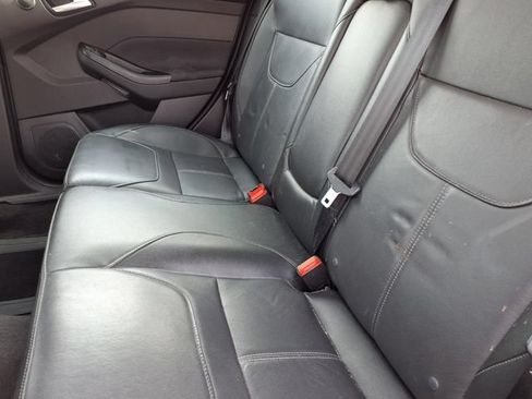 Used 2018 Ford Focus Titanium FWD image 7