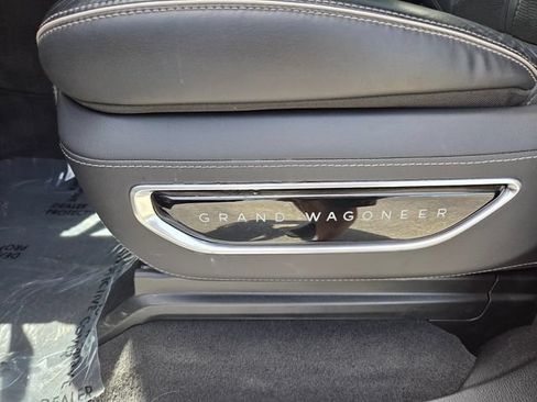 Used 2024 Jeep Grand Wagoneer L Series II w/ Quick Order Packagew 28T AWD/4WD image 10