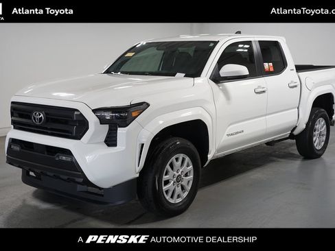 Certified 2025 Toyota Tacoma SR5 RWD image 1