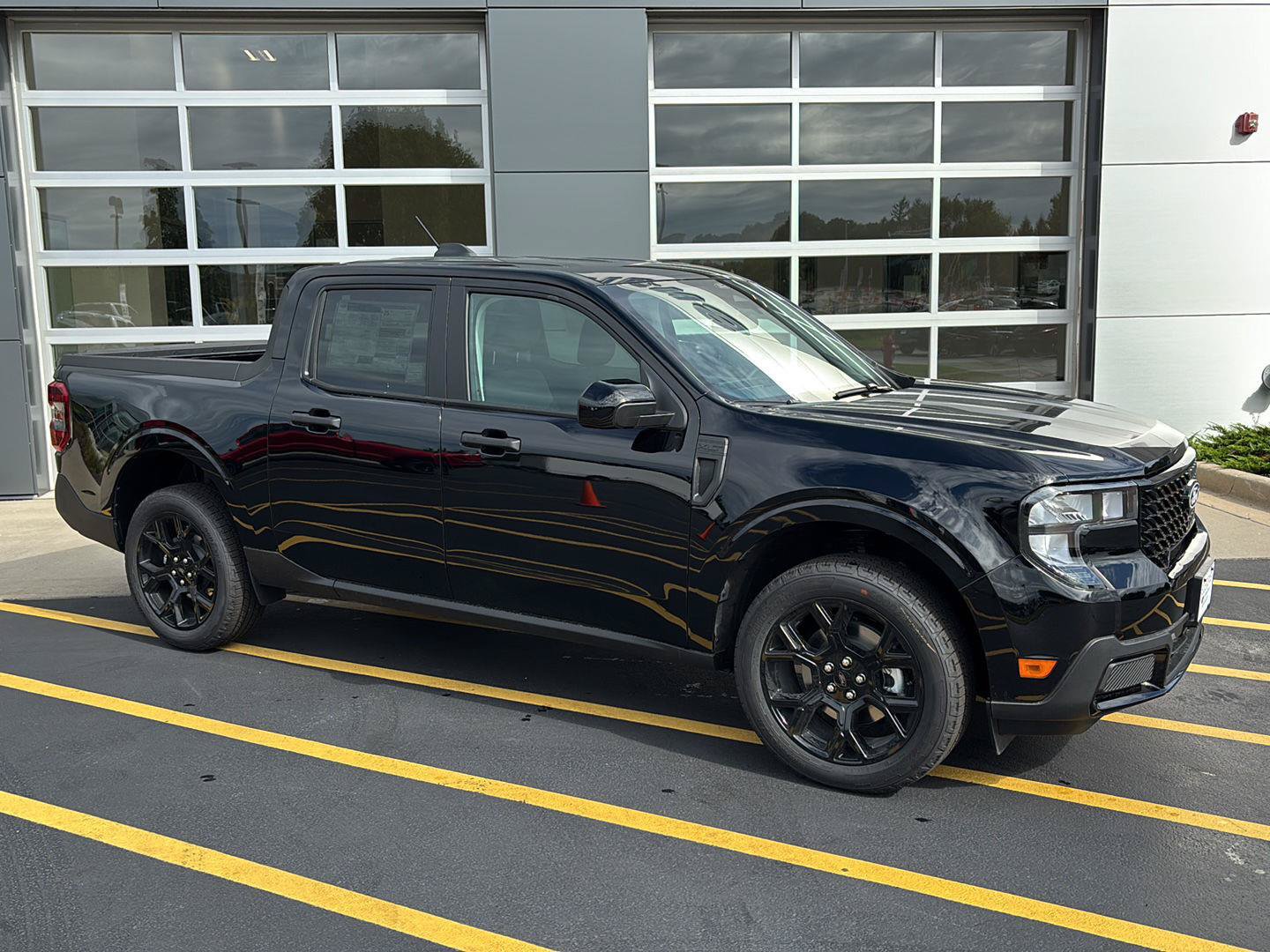 New 2026 Ford Maverick XLT w/ Black Appearance Package AWD/4WD image 2