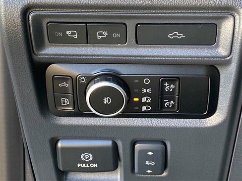 Used 2023 Ford F150 Lariat w/ Max Trailer Tow Package image 27