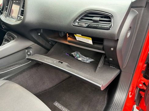 Used 2017 Dodge Challenger R/T Scat Pack RWD image 42