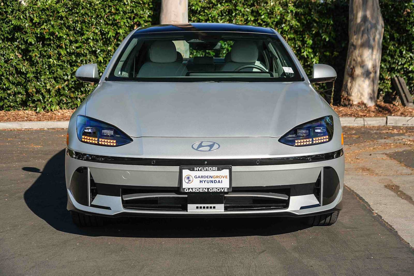 Used 2023 Hyundai Ioniq 6 Limited AWD/4WD image 4