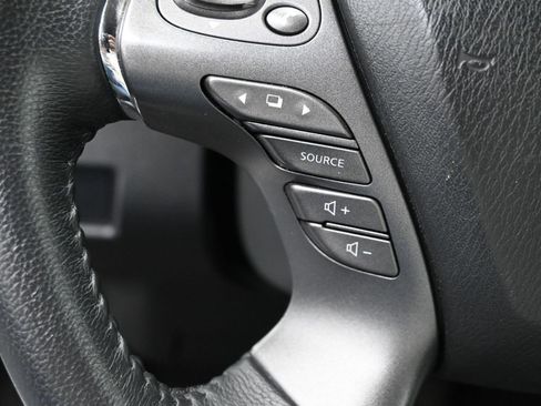 Used 2024 Nissan Murano SV image 18