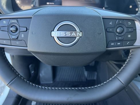 New 2026 Nissan Sentra SV w/ SV Convenience Package FWD image 9