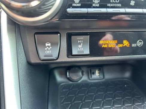 Certified 2019 Toyota RAV4 XLE Premium w/ Cold Weather Package FWD image 30