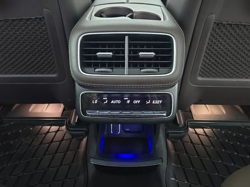 Certified 2022 Mercedes-Benz GLS 450 4MATIC image 28