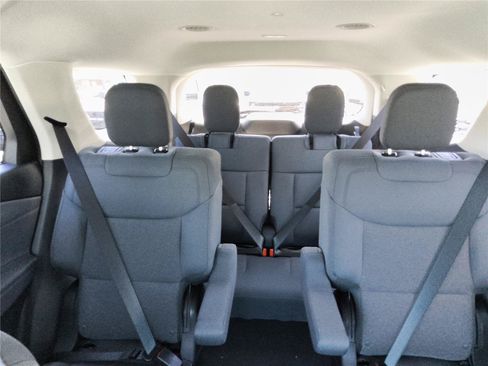 New 2026 Ford Explorer Active RWD image 21
