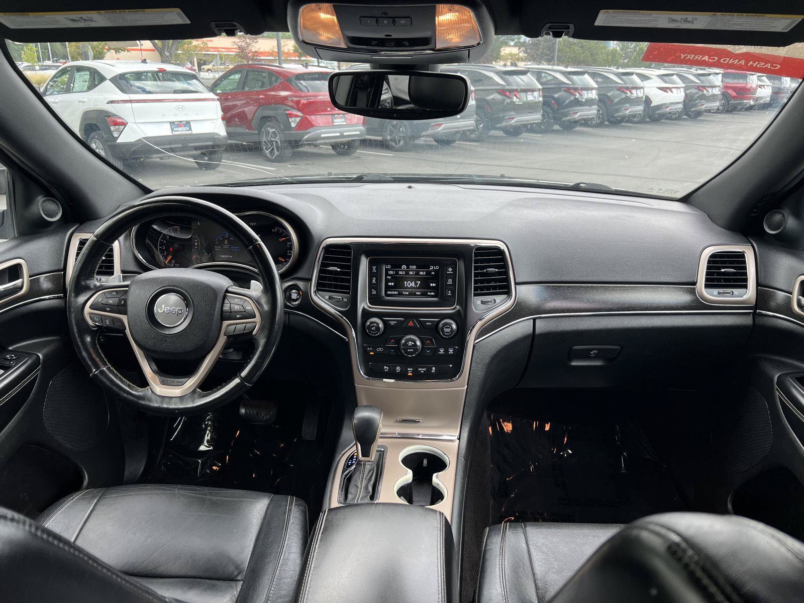 Used 2017 Jeep Grand Cherokee Limited AWD/4WD image 28