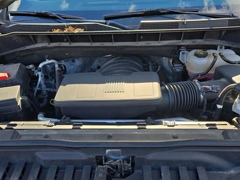 Used 2020 Chevrolet Silverado 1500 High Country w/ Technology Package image 34