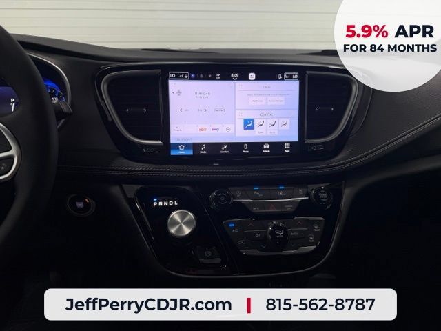 New 2027 Chrysler Pacifica Select AWD/4WD image 16