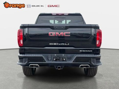 Used 2024 GMC Sierra 1500 Denali w/ Technology Package AWD/4WD image 4
