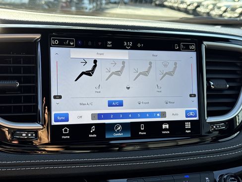 New 2026 Chrysler Pacifica Select w/ S Appearance Package FWD image 32