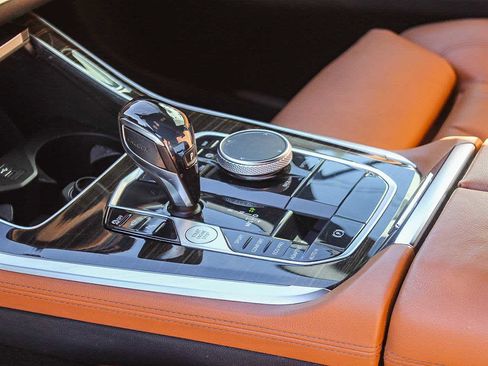 Used 2021 BMW X5 sDrive40i w/ Convenience Package image 19