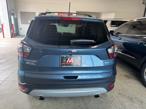Used 2018 Ford Escape SE w/ Ford Safe & Smart Package AWD/4WD image 6