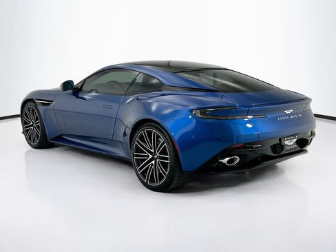 Used 2025 Aston Martin DB12 Coupe RWD image 7