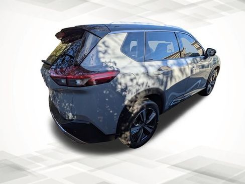 Used 2023 Nissan Rogue Platinum w/ Platinum Premium Package image 2