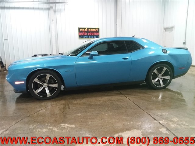 Used 2015 Dodge Challenger R/T RWD image 6
