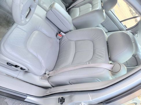Used 2002 Buick Park Avenue w/ Prestige Pkg FWD image 5