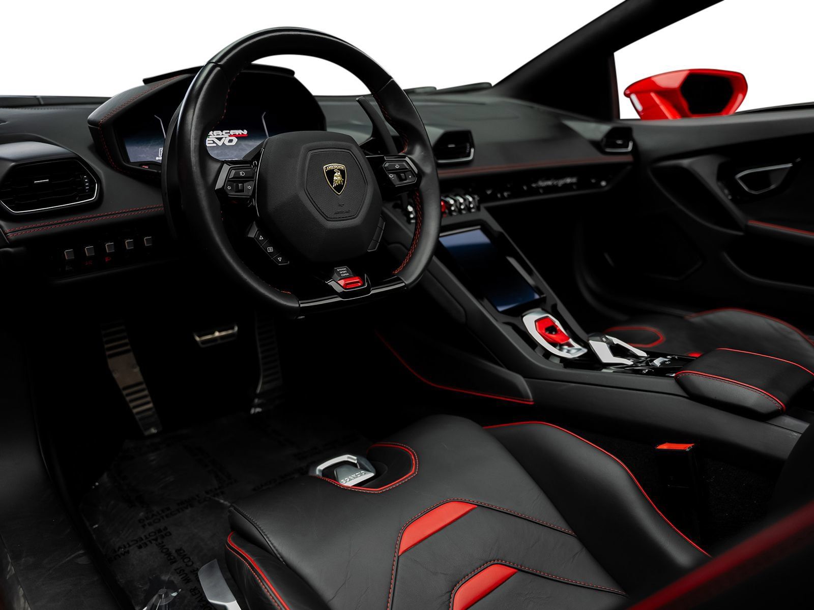 Used 2020 Lamborghini Huracan EVO RWD image 31