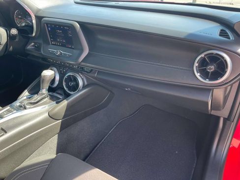 Used 2022 Chevrolet Camaro LT RWD image 23