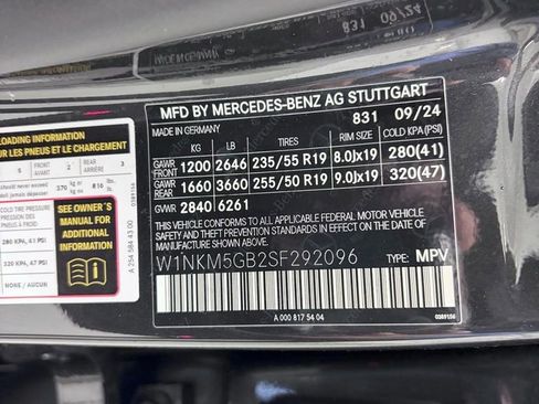 Certified 2025 Mercedes-Benz GLC 350e 4MATIC w/ AMG Line image 24