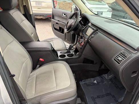 Used 2019 Ford Flex Limited w/ Appearance Package FWD image 38