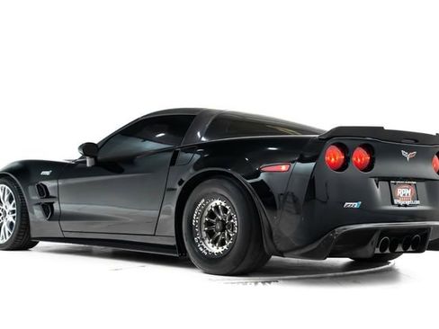 Used 2010 Chevrolet Corvette ZR1 w/ Preferred Equipment Group RWD image 10