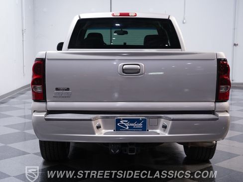 Used 2005 Chevrolet Silverado 1500 SS w/ Safe And Sound Package RWD image 10