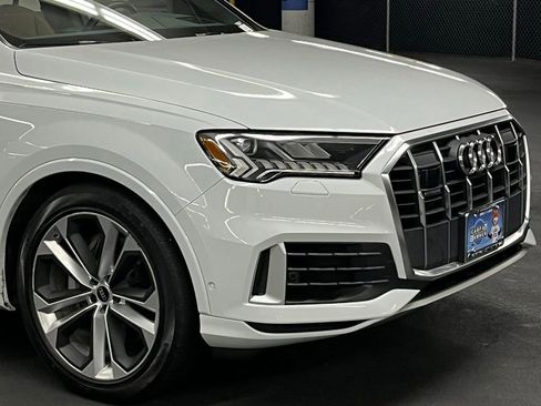 Used 2023 Audi Q7 3.0T Prestige w/ Prestige Package AWD/4WD image 41