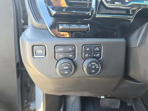 Used 2025 Chevrolet Silverado 1500 ZR2 w/ Technology Package image 22