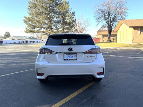 Used 2014 Lexus CT 200h image 7